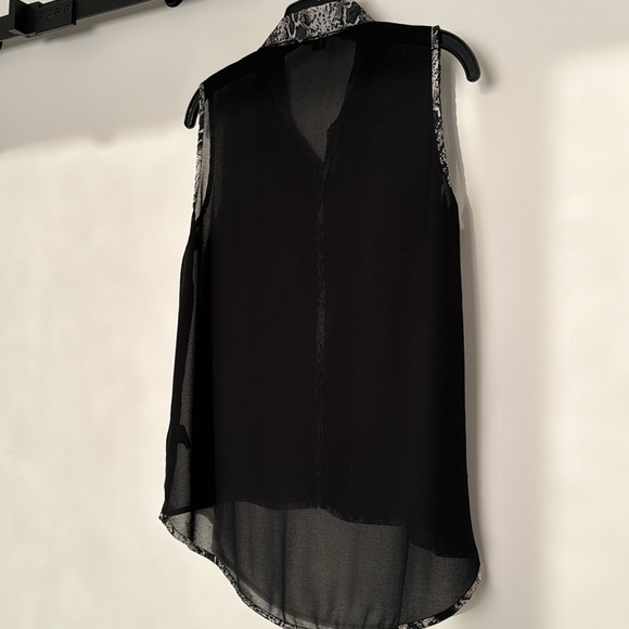 Women’s top - Picture 4 of 4